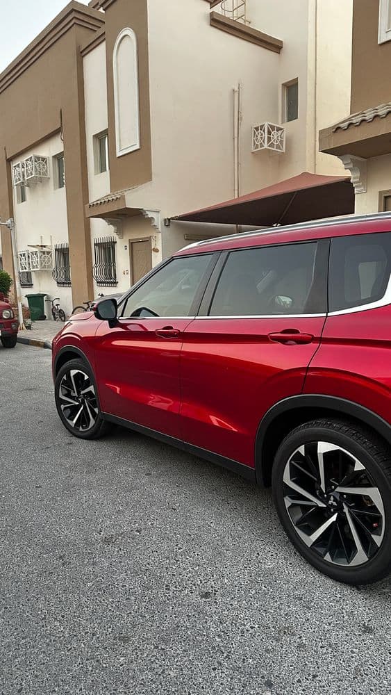 Used Mitsubishi Outlander 2023