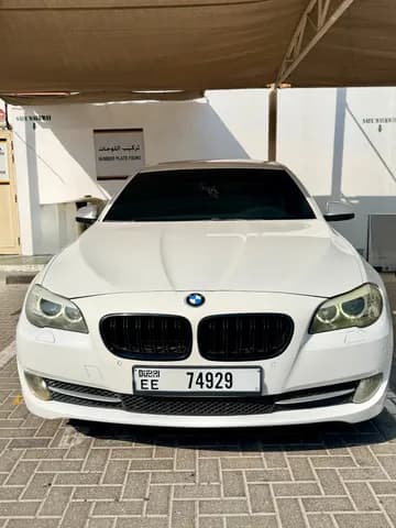 بي إم دبليو الفئة الخامسة - سيدان 530i 2013 مستعملة بي إم دبليو الفئة الخامسة - سيدان 530i 2013 مستعملة للبيع
