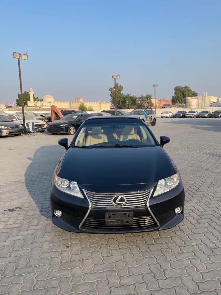 Used Lexus ES 350 4 door 3.5L 2015