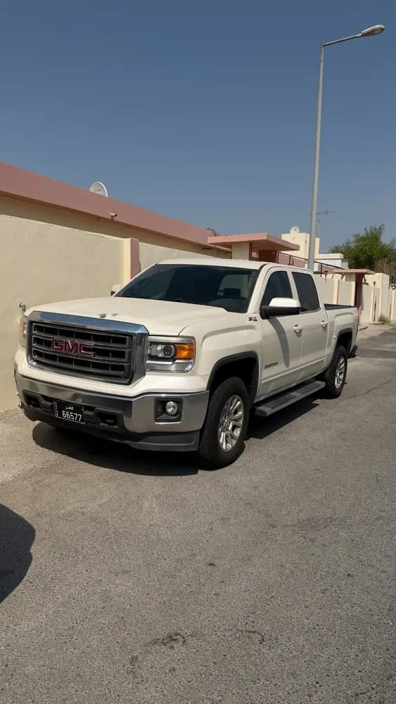 Used GMC Sierra 5.3L V8 SLE Crew Cab (AWD) 2014 Used GMC Sierra 5.3L V8 SLE Crew Cab (AWD) 2014 used_cars.forSale