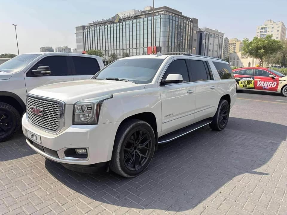 Used GMC Yukon Denali 6.2L Denali 2015