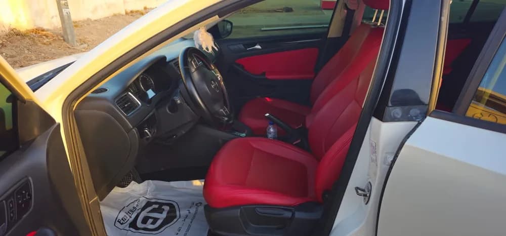 Used Volkswagen Jetta 2.0L Sedan 2012