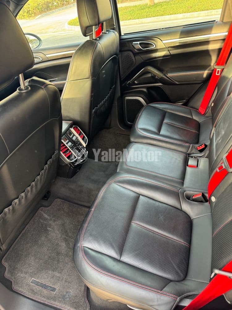 Used Porsche Cayenne Turbo 2013