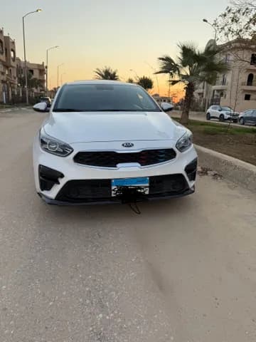 كيا سيراتو 1.6L Top 2021 مستعملة كيا سيراتو 1.6L Top 2021 مستعملة used_cars.forSale