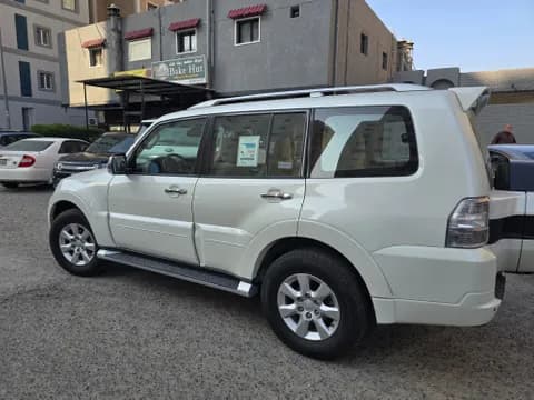 Used Mitsubishi Pajero GLS V6 2020 Used Mitsubishi Pajero GLS V6 2020 for sale