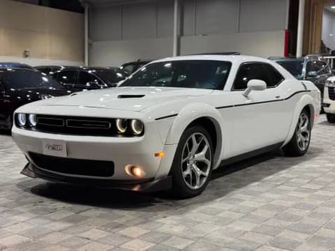 Used Dodge Challenger 3.6L SXT 2015 Used Dodge Challenger 3.6L SXT 2015 used_cars.forSale