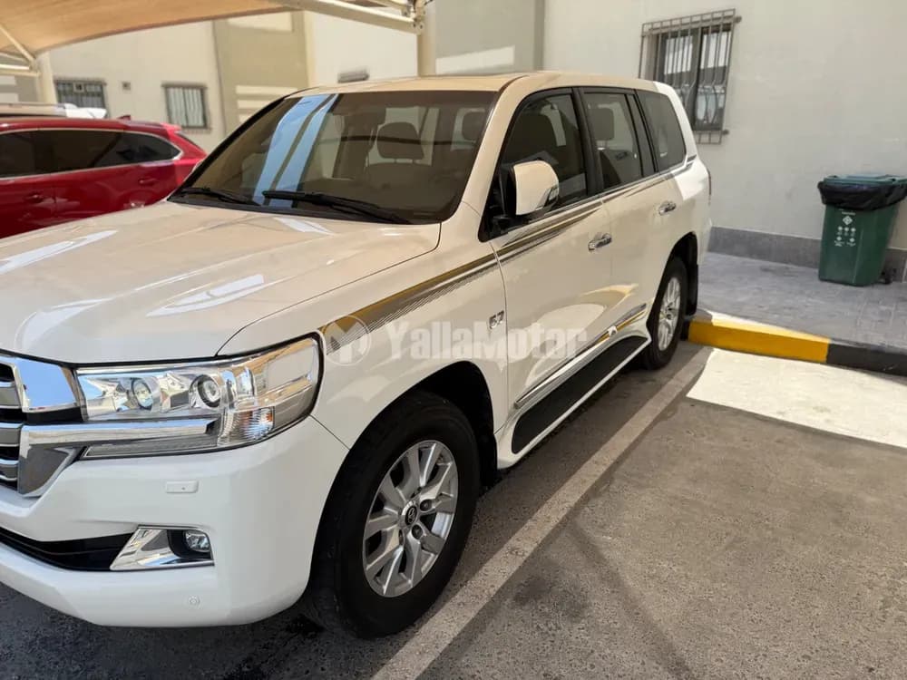 Used Toyota Land Cruiser 5.7L VXR 2021