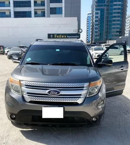 Used Ford Explorer 3.5L V6 XLT (AWD) 2013 Used Ford Explorer 3.5L V6 XLT (AWD) 2013 used_cars.forSale