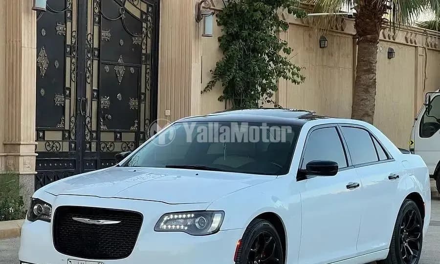 Used Chrysler 300C 2016