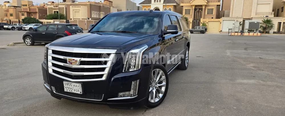 Used Cadillac ESCALADE EXT 6.2L 2017