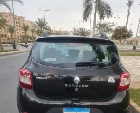 Used Renault Sandero Stepway 1600 CC Manual 2015 Used Renault Sandero Stepway 1600 CC Manual 2015 used_cars.forSale