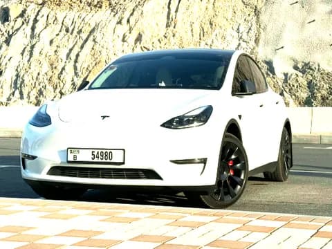تسلا Model Y Long Range AWD 2024 مستعملة تسلا Model Y Long Range AWD 2024 مستعملة used_cars.forSale