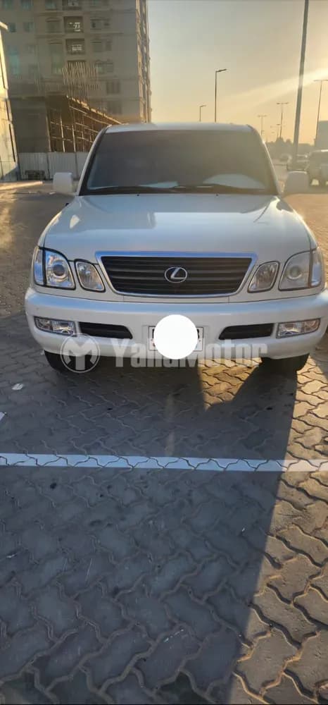 Used Lexus LX 4.7 Premier 2001