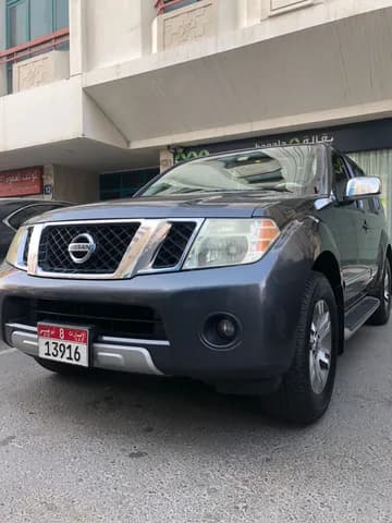 Used Nissan Pathfinder LE 2011 Used Nissan Pathfinder LE 2011 for sale