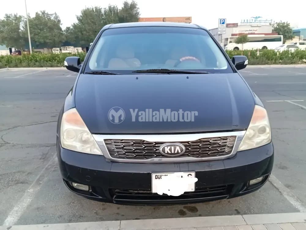 Used Kia Carnival 2013