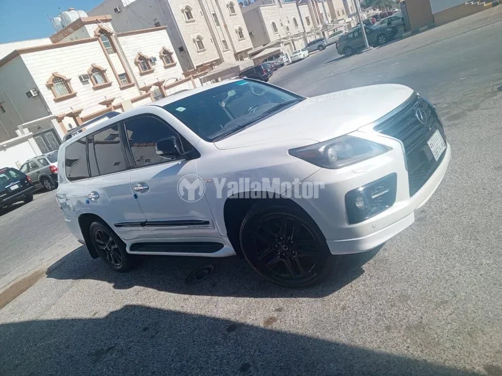 Used Lexus LX 570 2011