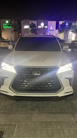 مستعملة لكزس أل أكس 570 5 door 5.7L 2021 مستعملة لكزس أل أكس 570 5 door 5.7L 2021 used_cars.forSale
