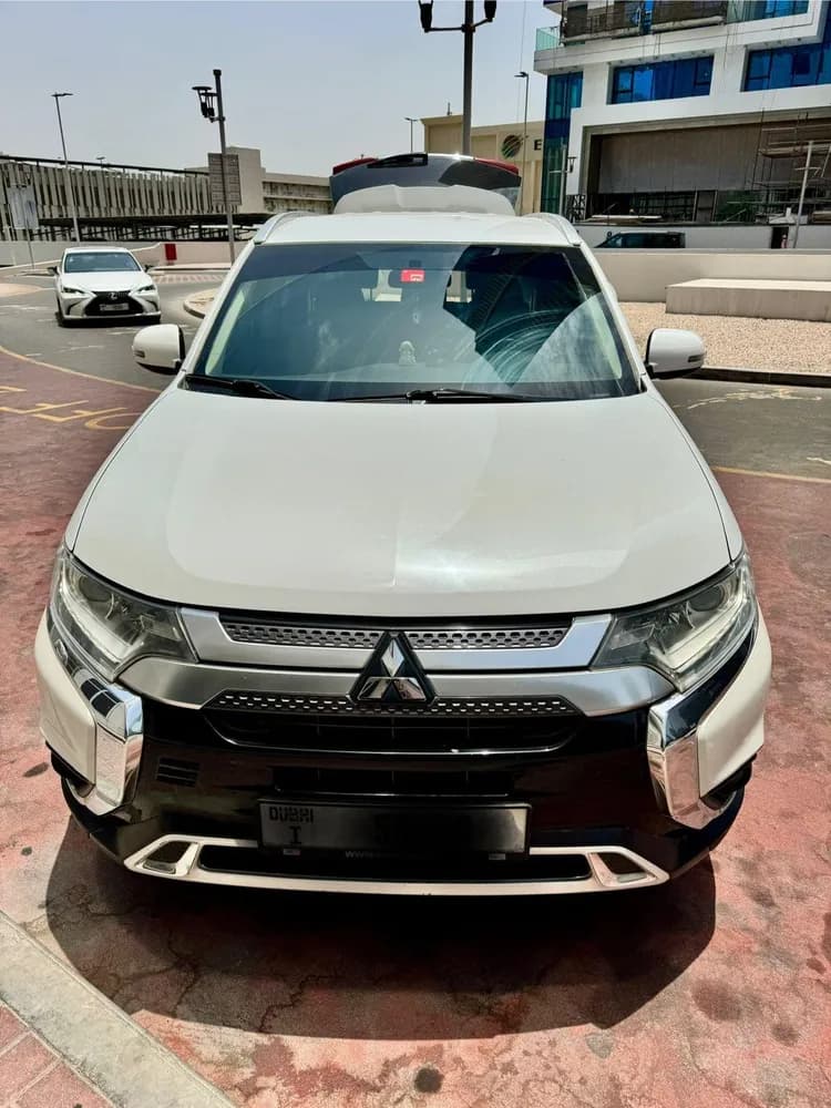 Used Mitsubishi Outlander 2.4L GLX Mid Option 2019