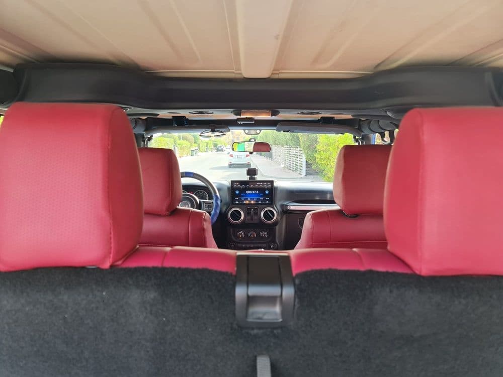 مستعملة جيب رانجلر صحارى أنلمتيد 3.6L بلس 2011