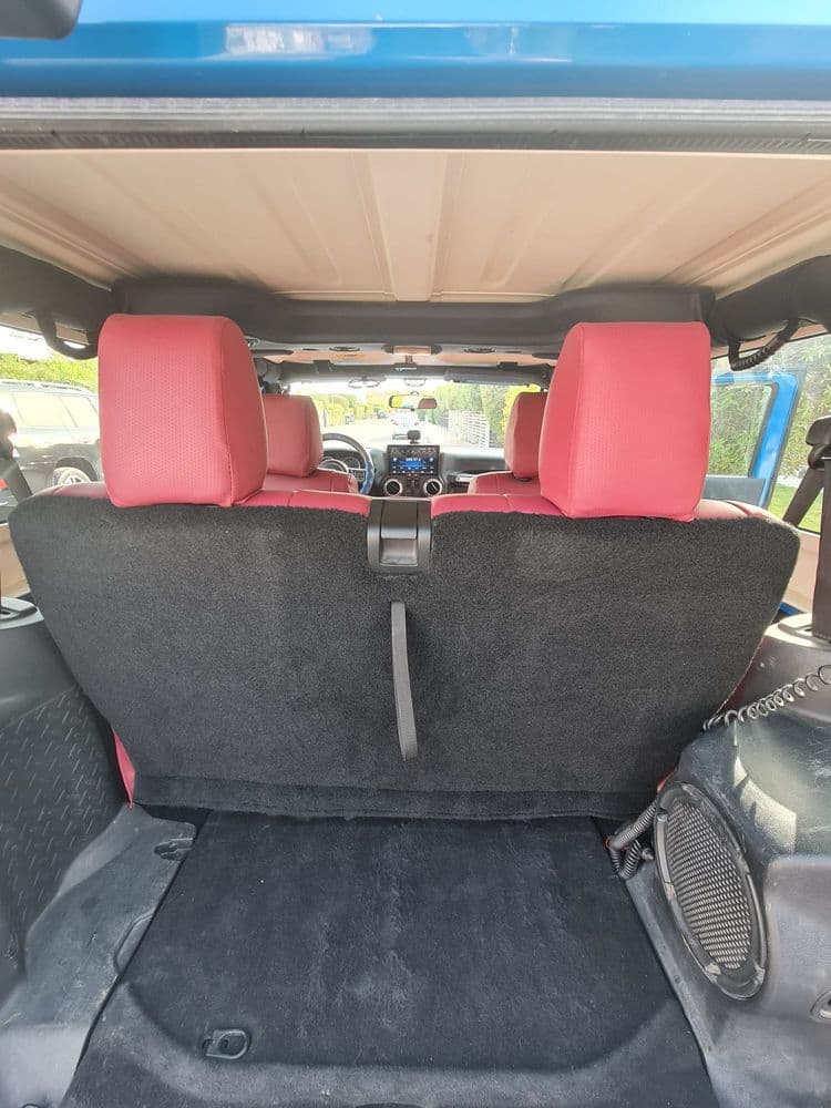 مستعملة جيب رانجلر صحارى أنلمتيد 3.6L بلس 2011