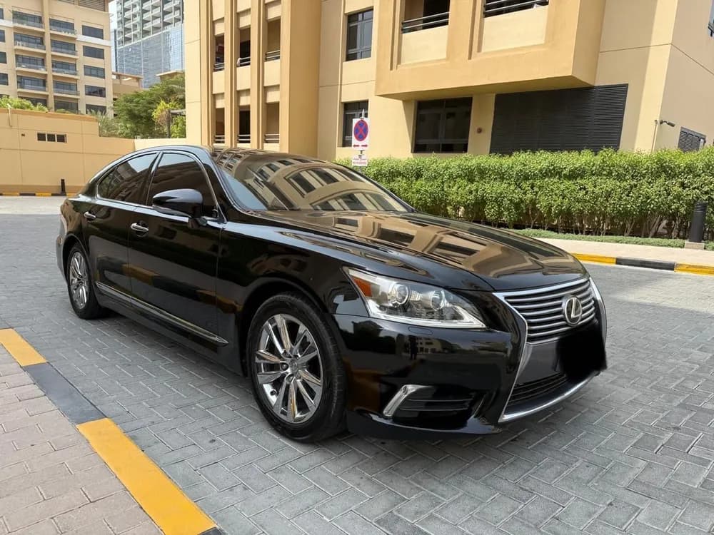 Used Lexus LS 460 4 door 4.6L SWB 2014