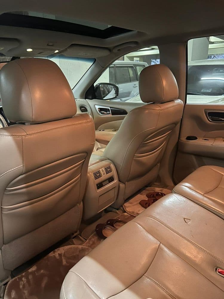 Used Nissan Pathfinder 3.5L SV 4WD 2013