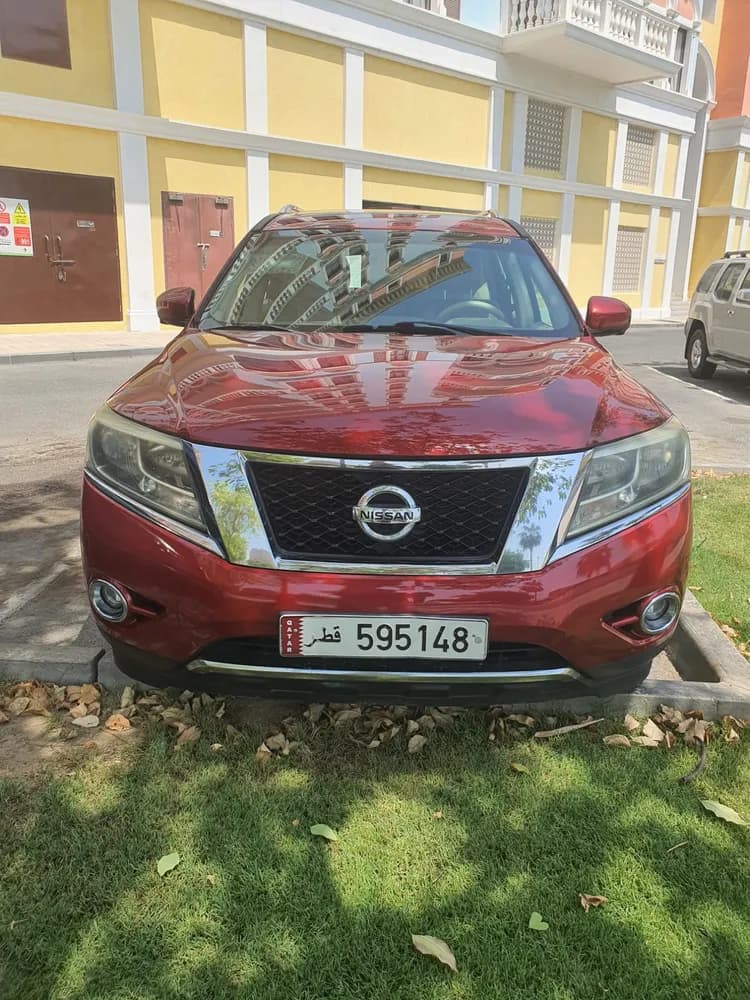 Used Nissan Pathfinder 2014