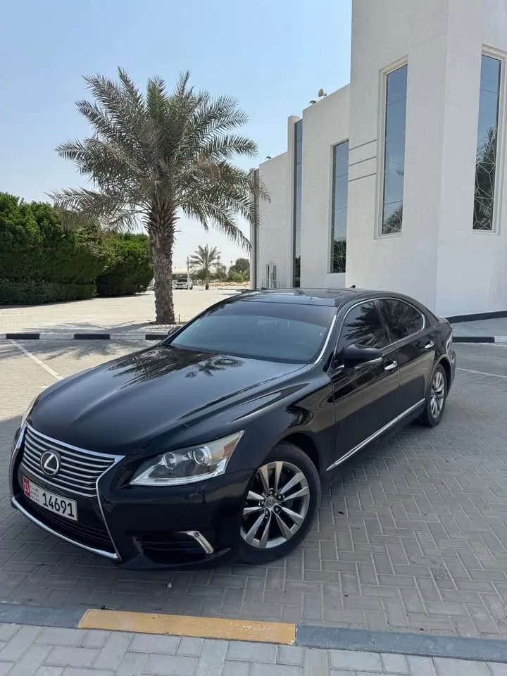 Used Lexus LS 460 4 door 4.6L SWB 2014
