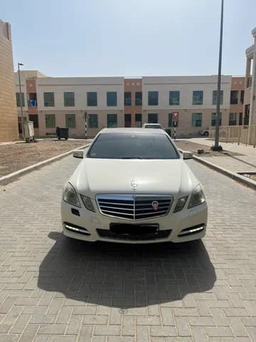 Used Mercedes-Benz E-Class E 300 2011 Used Mercedes-Benz E-Class E 300 2011 used_cars.forSale