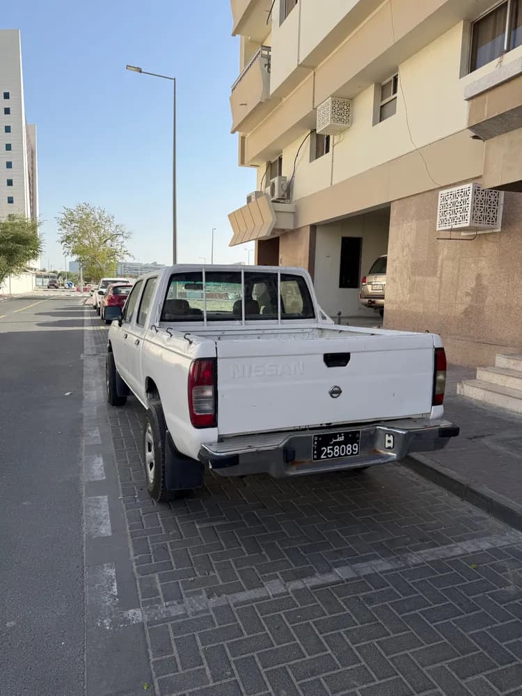 Used Nissan Pickup 2005