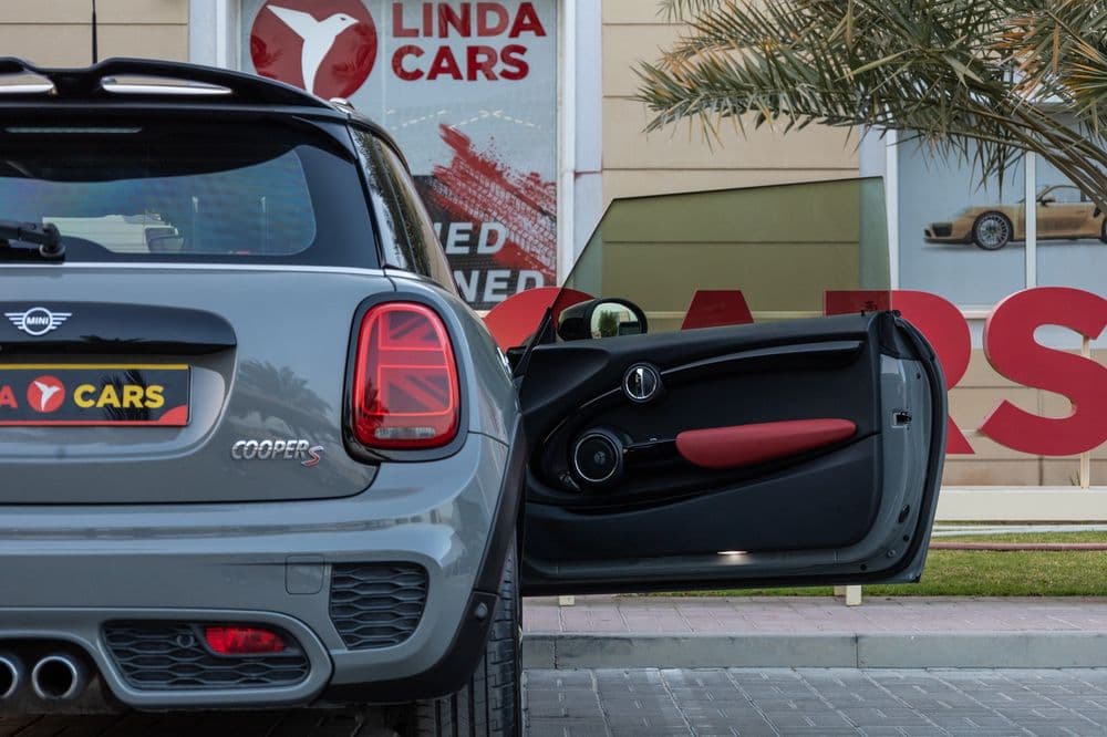 Used Mini Hatch 2021
