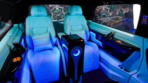 مرسيدس بنز في-كلاس Avantgarde – VIP 2026 جديدة مرسيدس بنز في-كلاس Avantgarde – VIP 2026 جديدة used_cars.forSale