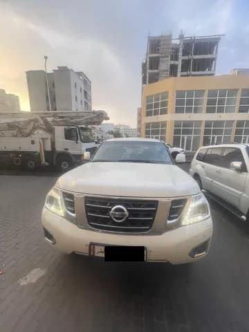 نيسان باترول 4.0L SE 2017 مستعملة