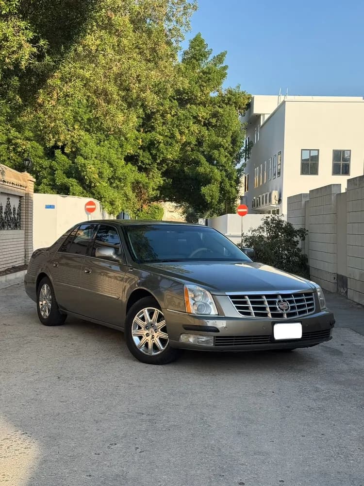 Used Cadillac DTS 2011