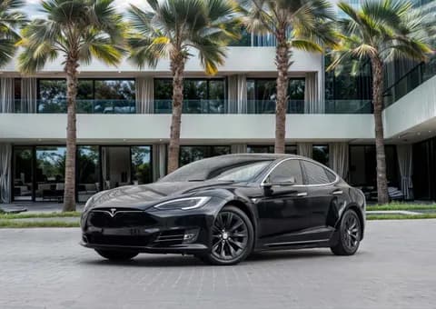 تسلا موديل S 2018 مستعملة تسلا موديل S 2018 مستعملة used_cars.forSale