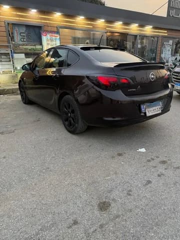 Used Opel Astra 2015 Used Opel Astra 2015 used_cars.forSale