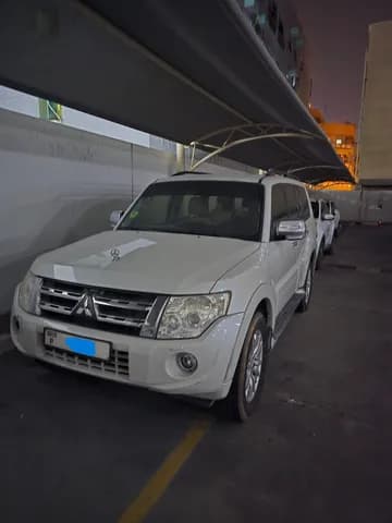 Used Mitsubishi Pajero 3.8L GLS 5 Door high 2014 Used Mitsubishi Pajero 3.8L GLS 5 Door high 2014 used_cars.forSale