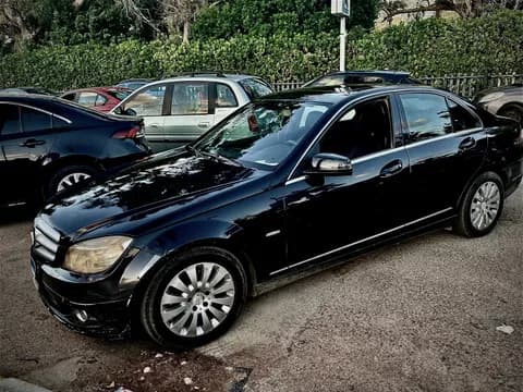 مرسيدس بنز الفئة سي C 200 2009 مستعملة مرسيدس بنز الفئة سي C 200 2009 مستعملة للبيع
