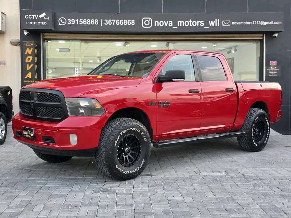 دودج رام 1500 SLT Crew 5.7L 2017 مستعملة