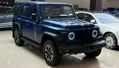 باو 212 suv 2027 جديدة باو 212 suv 2027 جديدة للبيع