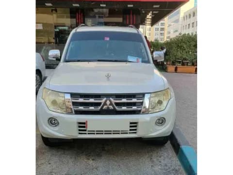 Used Mitsubishi Pajero 2014 Used Mitsubishi Pajero 2014 للبيع