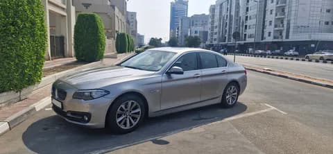 بي إم دبليو الفئة الخامسة - سيدان 520i 2015 مستعملة بي إم دبليو الفئة الخامسة - سيدان 520i 2015 مستعملة للبيع