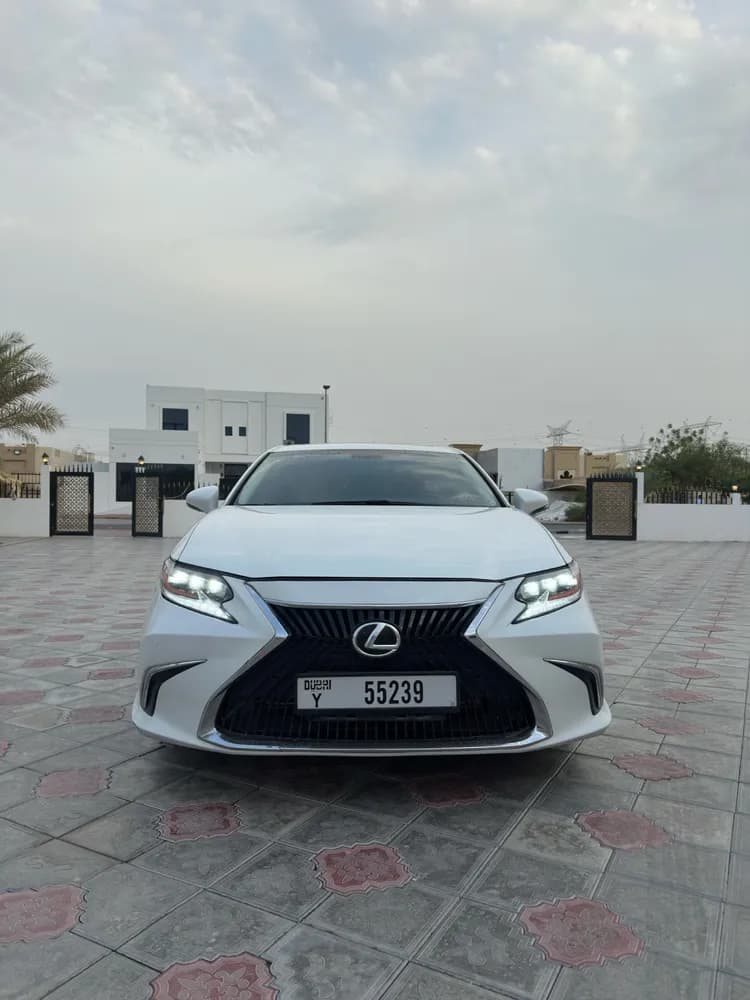 Used Lexus ES 350 4 door 3.5L 2015