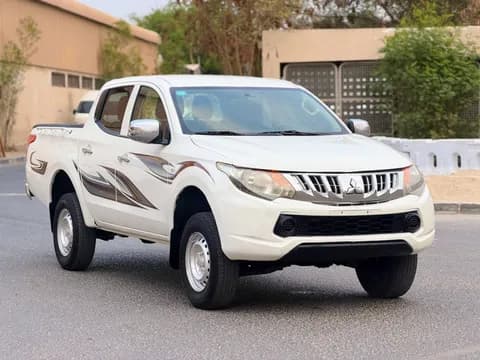 Used Mitsubishi L200 2.4L Double Cab GLX (4WD) 2016 Used Mitsubishi L200 2.4L Double Cab GLX (4WD) 2016 for sale