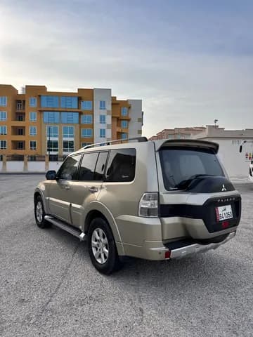 ميتسوبيشي باجيرو 3.5L 5 Door Basic 2015 مستعملة ميتسوبيشي باجيرو 3.5L 5 Door Basic 2015 مستعملة للبيع