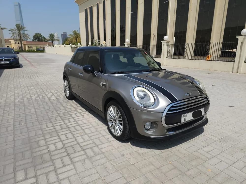 ميني Cooper STD 2018 مستعملة