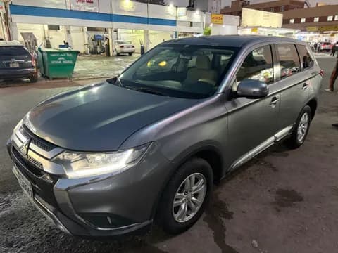 Used Mitsubishi Outlander 2.4 GLX 2019 Used Mitsubishi Outlander 2.4 GLX 2019 for sale