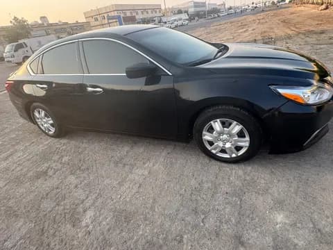Used Nissan Altima 3.5 SV 2018 Used Nissan Altima 3.5 SV 2018 used_cars.forSale