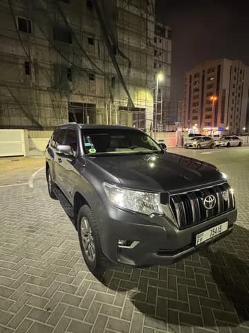 Used Toyota Land Cruiser Prado 4.0L GXR 2019 Used Toyota Land Cruiser Prado 4.0L GXR 2019 used_cars.forSale