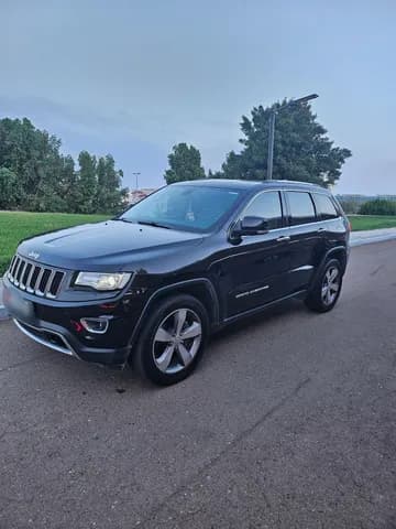جيب جراند شيروكي لمتيد 2015 مستعملة جيب جراند شيروكي لمتيد 2015 مستعملة used_cars.forSale